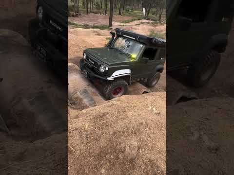 Big Beast vs Small Beast: Land Cruiser 120 vs Suzuki Jimny
