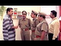 കൊലയാളി കാണിച്ച അതിബുദ്ധിയാണ് നമ്മു�
