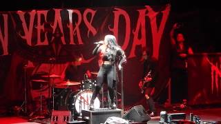 New Years Day “Fucking Hostile” Live Mohegan Sun Arena, Uncasville, Connecticut 8/2/2018 CT