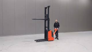 Купить штабелер Linde L 12 - Изображение 4 | Forkliftonline GE Штабелер Linde L 12 | Изображение 4 - Forkliftonline