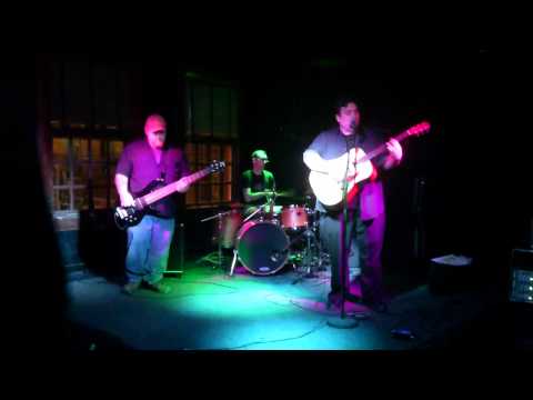 Nick McEwen & The 33-I'll Be Around