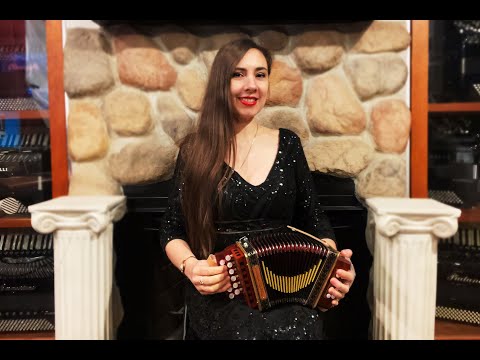 CASTGIODGWW - Walnut Castagnari Giordy Diatonic Button Accordion DG 12 8 $999