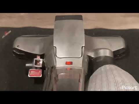 Vacuuming my hallway rug with the Kirby Heritage ii