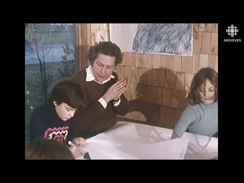 L'historien de l'art François-Marc Gagnon analyse des dessins d'enfants en 1983