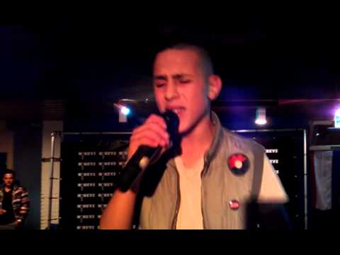 Rakimster en Oualid voor de show.