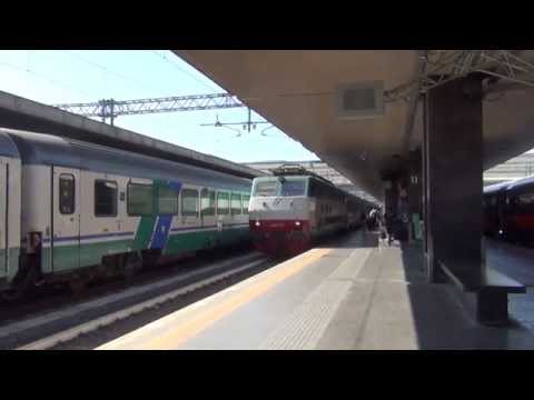 E444.101 in partenza con l' IC 707 Roma Termini - Salerno