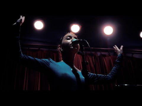 Marta Carvalho - Pão e Água