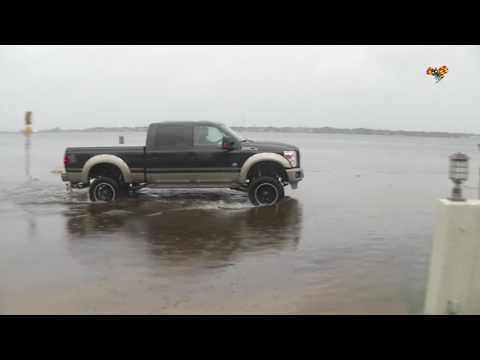 Orkanen Hermine drar in över Florida