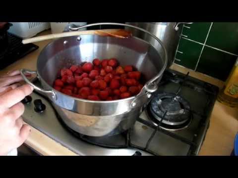 download lagu mp3 mp4 Delia Smith Strawberry Jam Recipe, download lagu Delia Smith Strawberry Jam Recipe gratis, unduh video klip Delia Smith Strawberry Jam Recipe