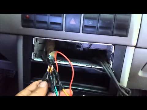 Do not cut the socket of your car's original radio. (Gol Parati line and other vehicles)