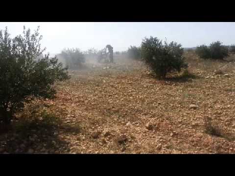 استهداف معاقل النظام في قرية الحمرة من قبل لواء موسى بن النصر في ريف حماة الشرقي