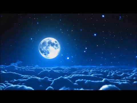 Lună-lună ești nebună