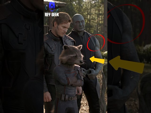 Vídeo relacionado con Marvel Avengers es más que un fan Symbols Camiseta