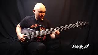 Video thumbnail for This Sire M7 6 Strings Bass sounds like a beast! by Bassku