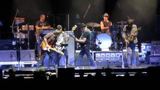 Neil Young "Big Box" Rogers Arena, Van. BC Oct. 2015