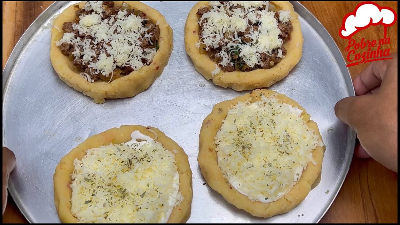 Esfirra pasta with feathers 2 ingredients, doesn't lose anything to Habibs