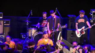 Tigers Jaw - Between Your Band and the Other Band