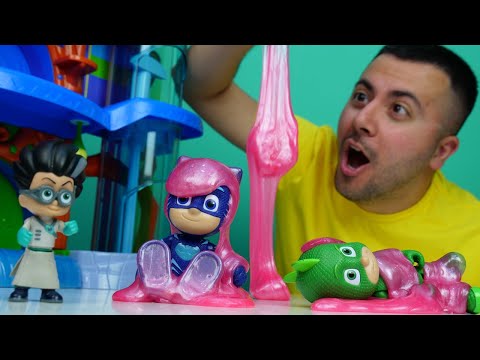 Slime video. PJ Masks yapışkan tuzağa düştü! Çocuklar için laboratuvar oyunları