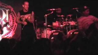 Bleeding Through - Kill to Believe (Live)