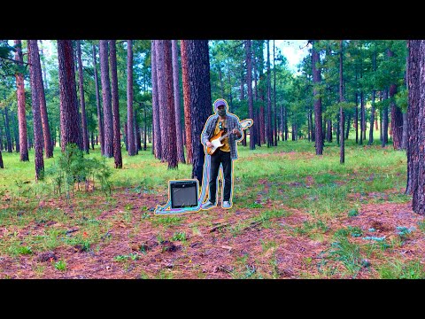 How to play electric guitar ANYWHERE with this device! (Portable Busking Setup)