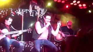 Danny Gokey Coyote Joe's Oh Holy Night 12-16-2009