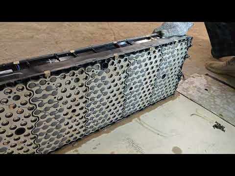 Китайский е-москвич. Ремонт батареи