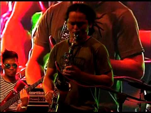 INDIO-I - Di Mo Lang Alam (Bob Marley Day Manila 2014)
