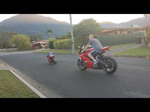 Electric Ducati 1628 perfect vs Ducati 959 panigale