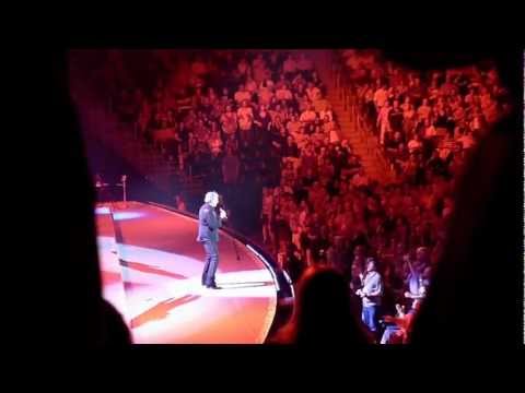Neil Diamond 'Red Red Wine' @ Phillips Arena Atlanta 6 6 12 AthensRockShow.com