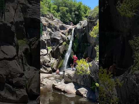 Cascada de Tanti en moto!
