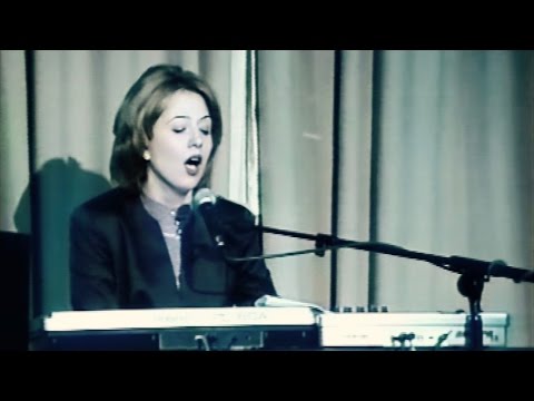 Jarmila Xymena Gorna Live at the Showcase in Logan Hall, London 2004