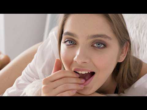 Flirting Eyes - Advanced Level Eye Contact Practice Video with Charming Woman | ASMR Flirty