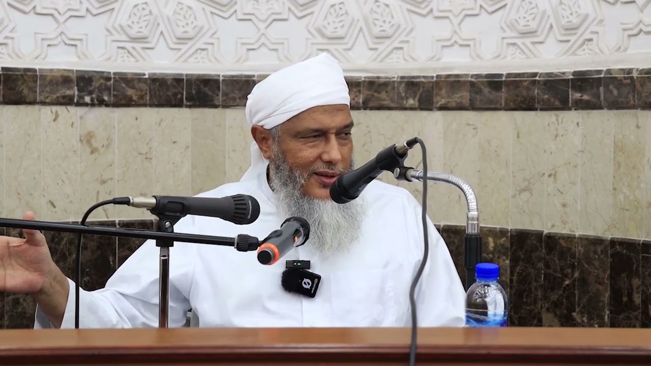 الشيخ الددو يبين معنى قوله صلى الله عليه وسلم : ( مثلُ المنافقِ كمثلِ الشاةِ ا?