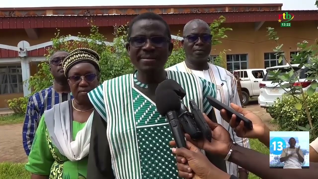 Le ministre de l’Enseignement Secondaire face aux acteurs de son département dans le Guiriko