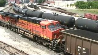preview picture of video 'Trainwatching Kansas City Railroads of KC Area Volume 1 pt1'