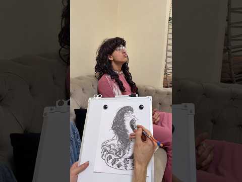 رسمت امي رسمة غريبة جداً 🤣🤣 البرنس #shorts