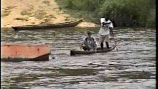 preview picture of video 'Fish Transport at Egoumbi'