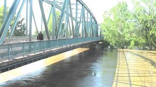 preview picture of video 'Aleksinac - Poplava (flood) - Reka Juzna Morava i Moravica 21.04.2014. (bojan svitac)'