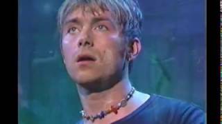 Blur - Song 2 live - Late Night 1997 (great sound/video)