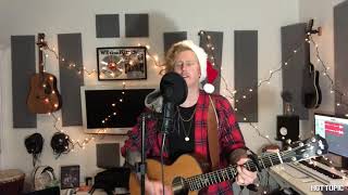 Hot Sessions: We The Kings "Jingle Bells" and "There Is A Light"