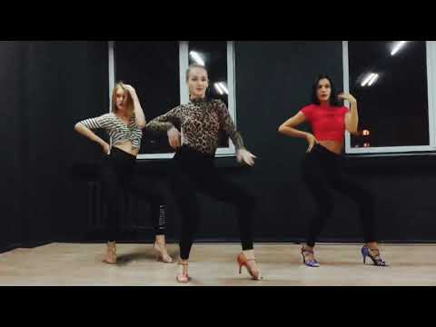 Bachata lady style