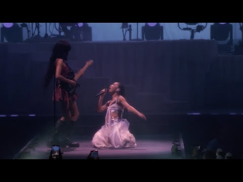 Griff - last night's mascara (feat. Aziya) [Live from Alexandra Palace]