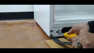 How to level / adjust a refrigerator with wheels