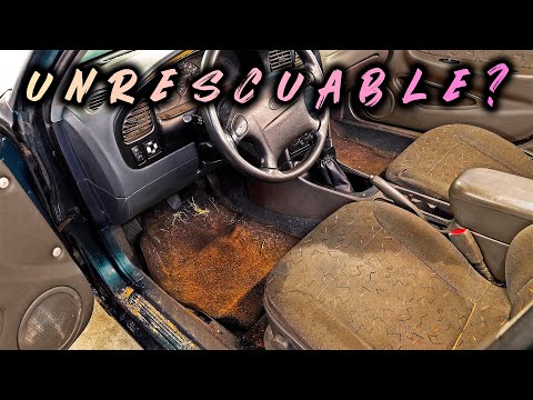 Incredible Cleaning of a Trash Car / Detailing a 26-Year-Old Interior