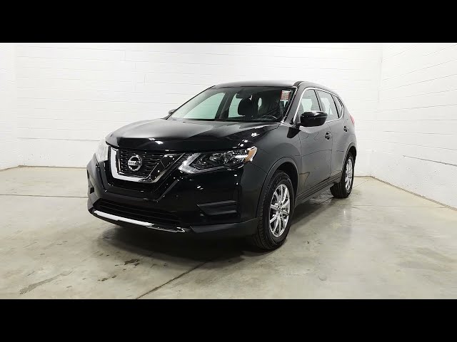 2017 Nissan Rogue S FWD CVT in Cars & Trucks in Laval / North Shore