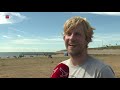 Kitesurfers hebben last van zwemmers op surfstrand