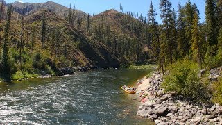 preview picture of video 'Multi-day River Rafting on Idaho's Main Salmon River with Wet Planet Whitewater'