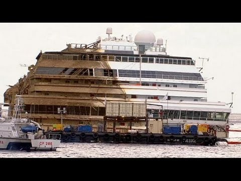 Costa Concordia trial hears claims captain wanted to sail close to island