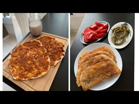Turkish Lahmacun and Chebureki🫔 Lahmacun ve Çi Börek🫓 #shorts