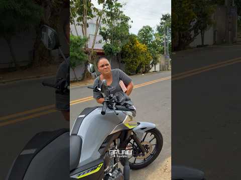 Ela parou, sentiu um arrepio… e começou a orar na minha moto 😳 #shorts #drama
